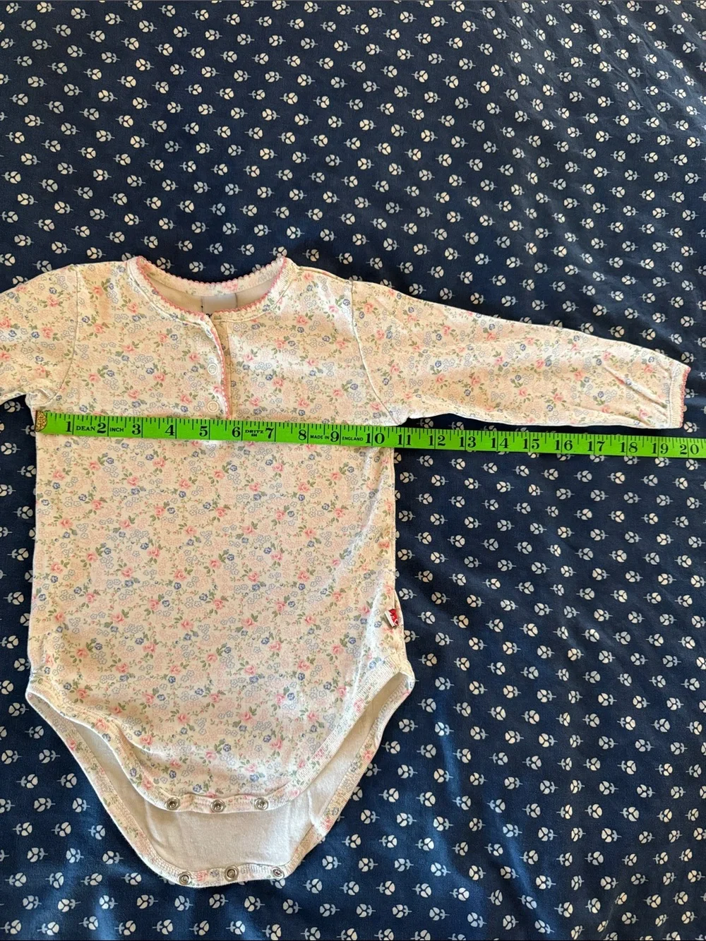 Vintage 2000s OshKosh B'gosh Floral Long-Sleeve Baby One-Piece